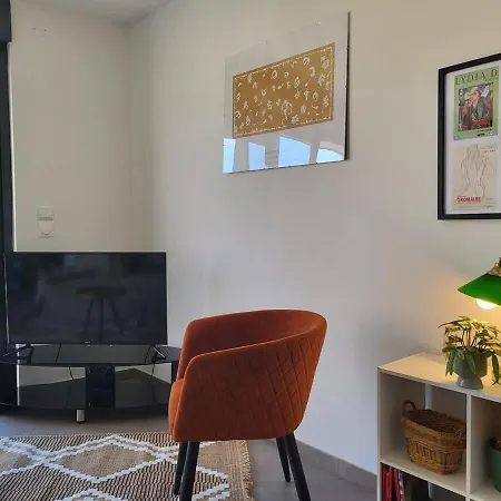 Plain-pied - Centre - Jardin Au Calme *