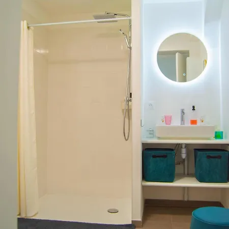 Plain-pied - Centre - Jardin Au Calme