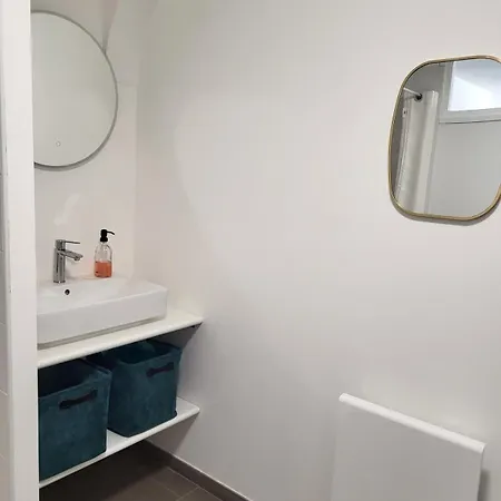 Plain-pied - Centre - Jardin Au Calme *